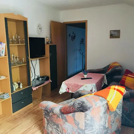 5030 Apartment *